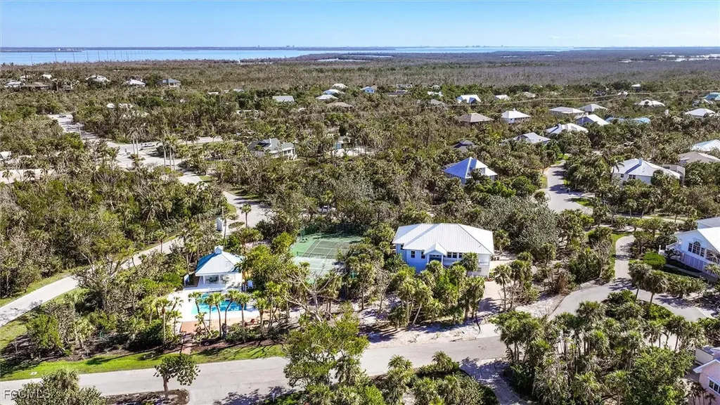 1990 My Tern Court Sanibel FL 33957