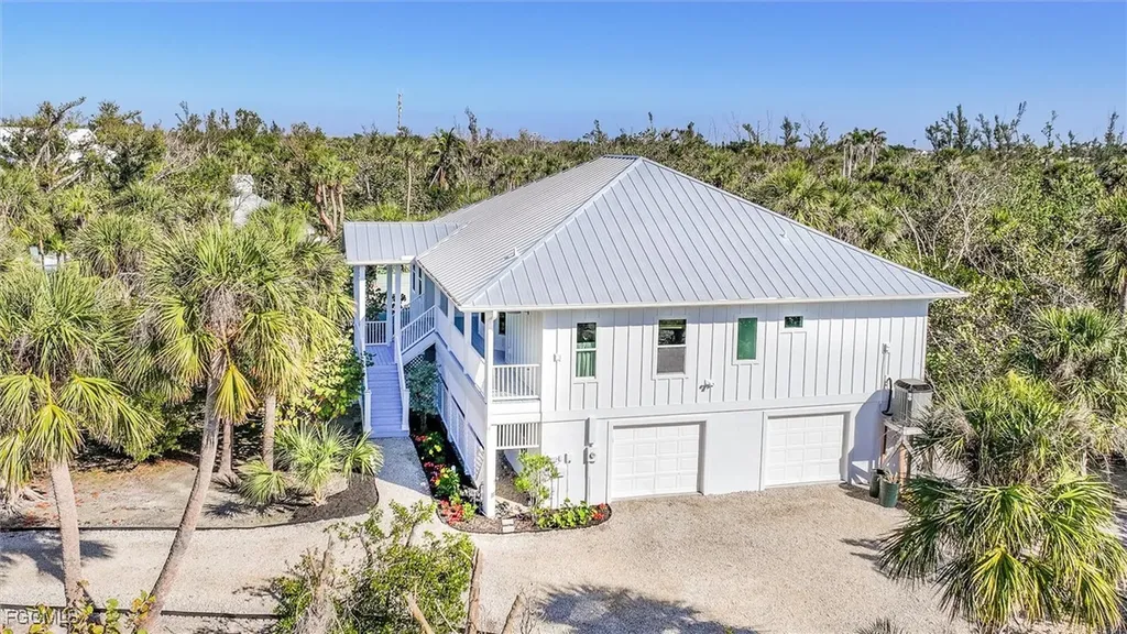 1990 My Tern Court Sanibel FL 33957