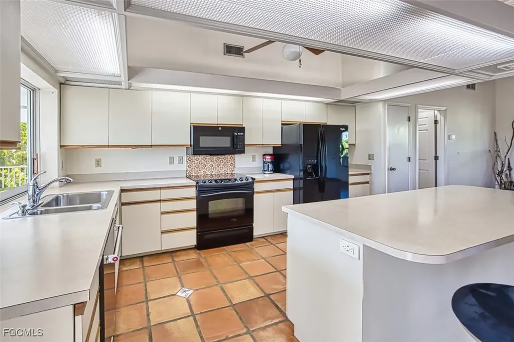 1769 Bowmans Beach Road Sanibel FL 33957