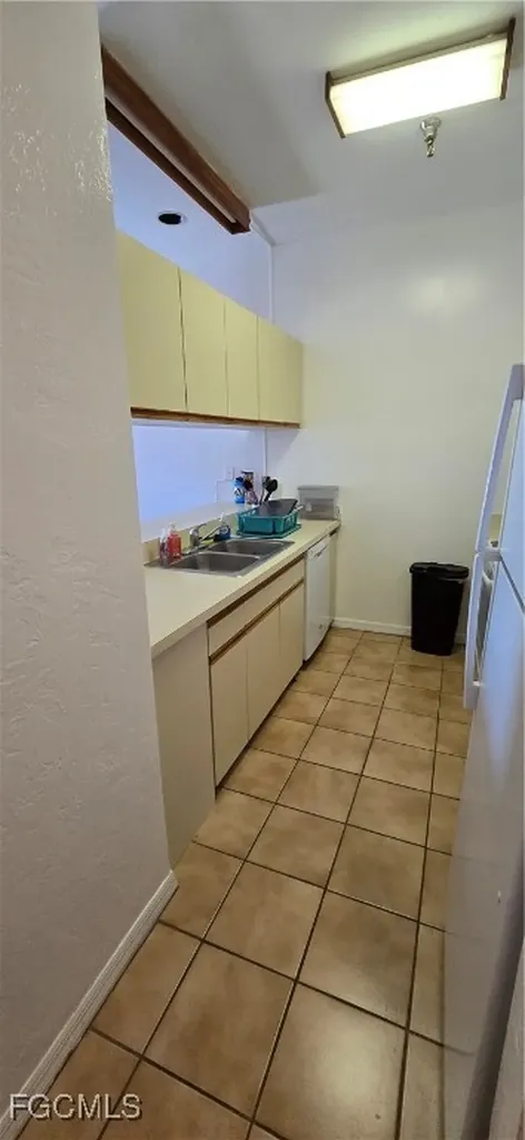 2271 1st Street Fort Myers FL 33901