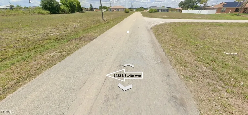 1422 NE 14th Avenue Cape Coral FL 33909