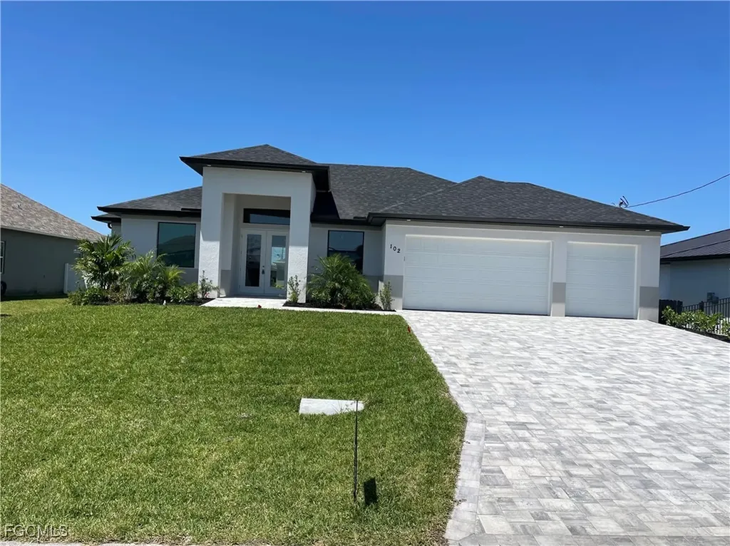 102 SW 36th Place Cape Coral FL 33991
