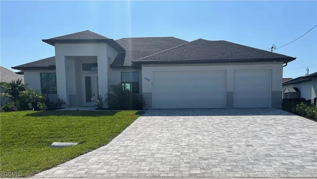 102 SW 36th Place Cape Coral FL 33991