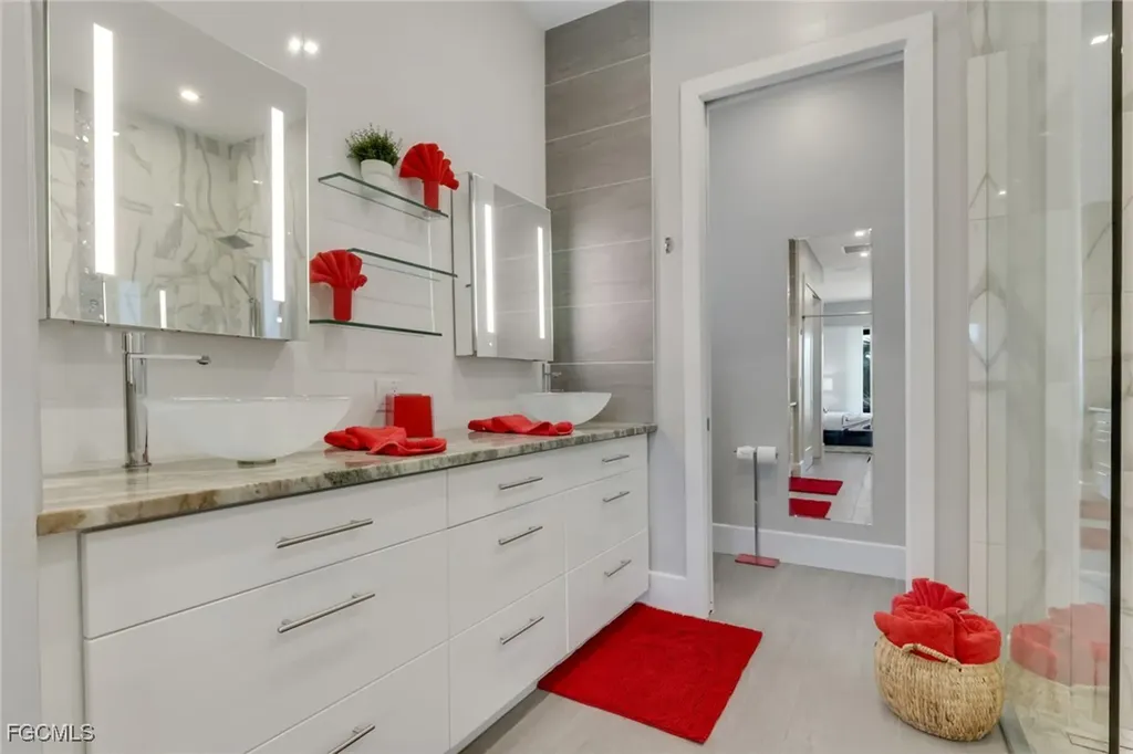 2530 NW 14th Terrace Cape Coral FL 33993