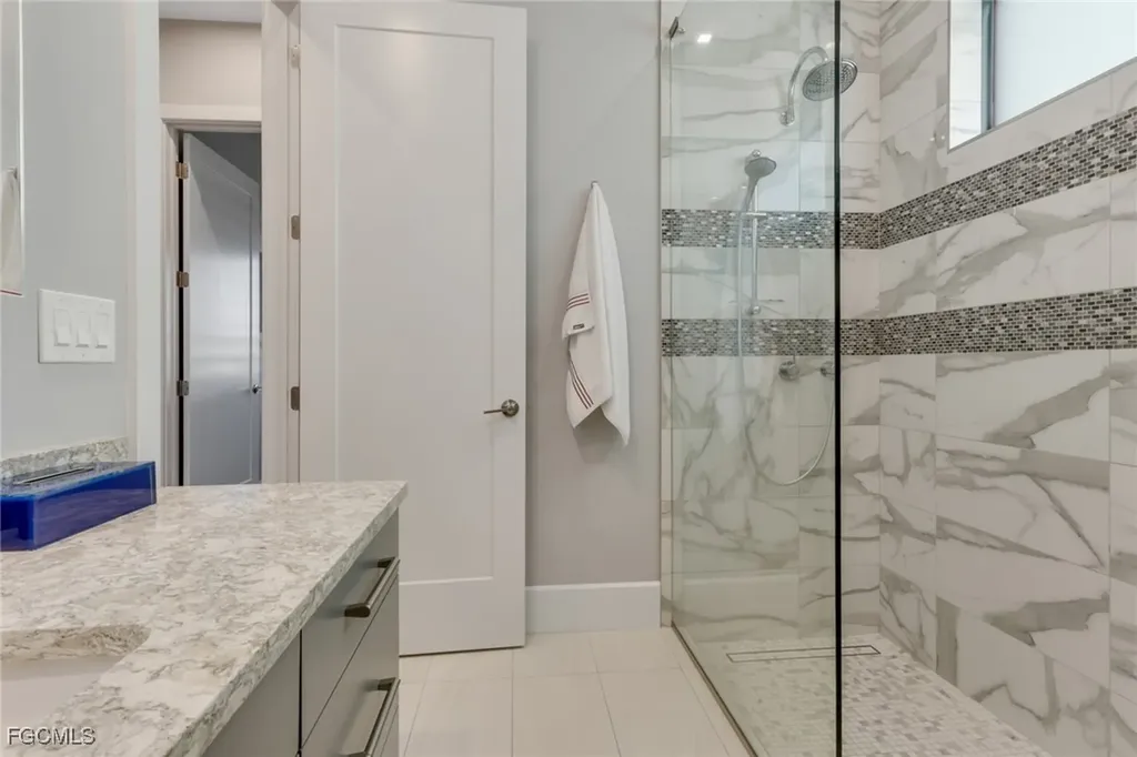2530 NW 14th Terrace Cape Coral FL 33993