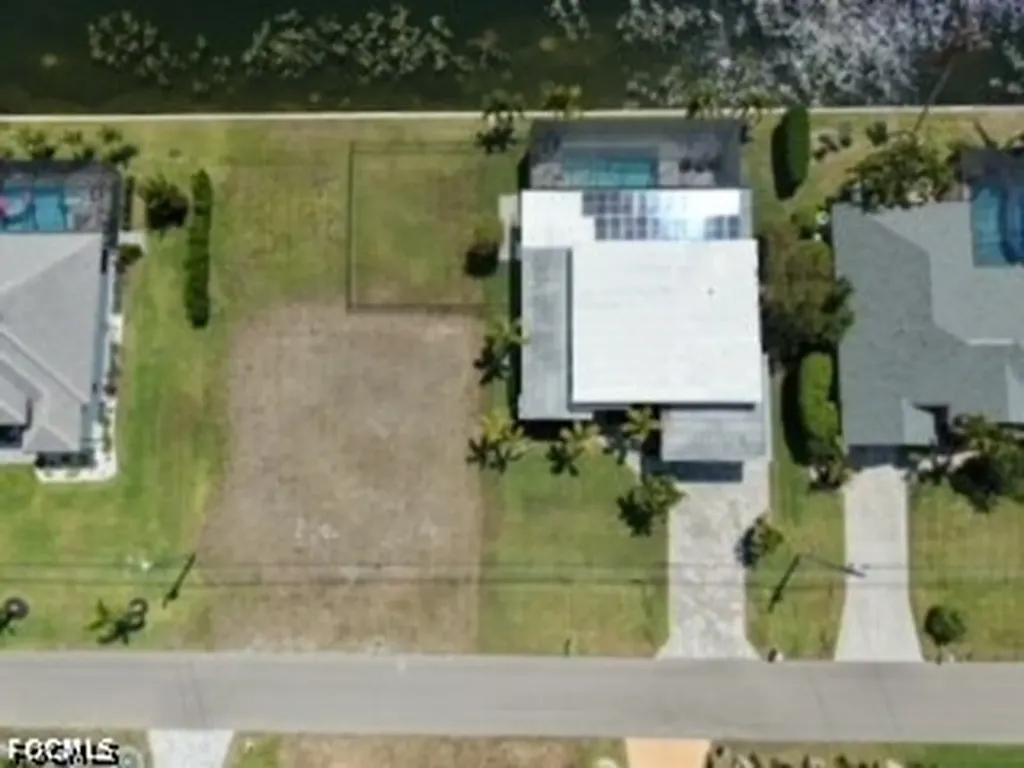 2530 NW 14th Terrace Cape Coral FL 33993