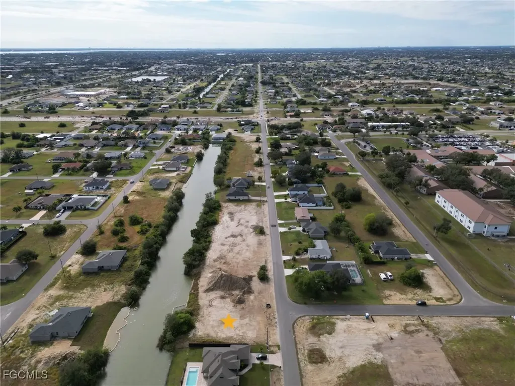 1817 NE 13th Avenue Cape Coral FL 33909