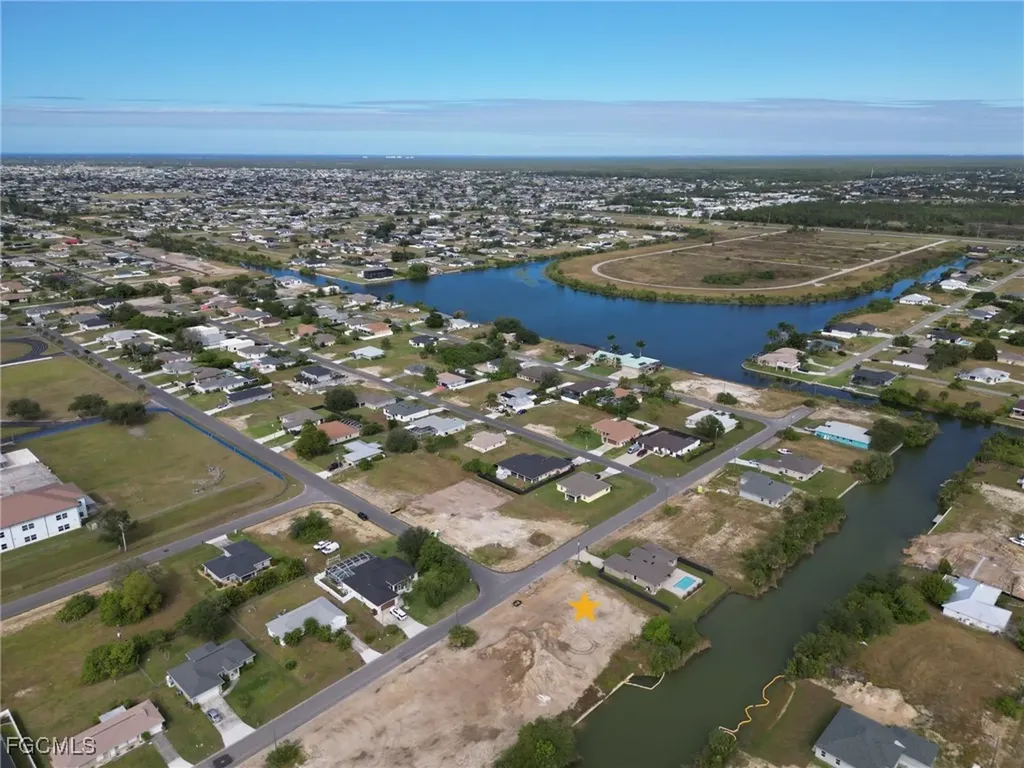 1817 NE 13th Avenue Cape Coral FL 33909