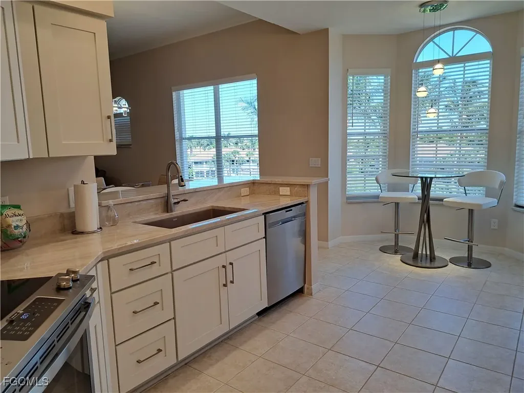 11100 Harbour Yacht Court Fort Myers FL 33908