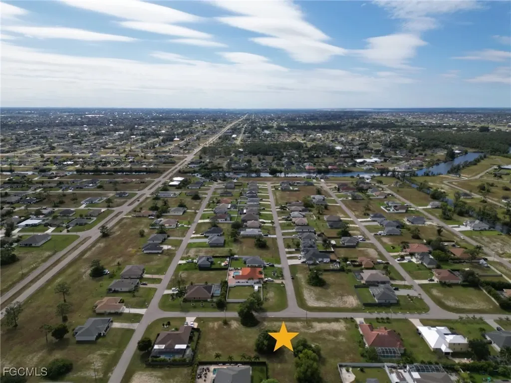 2421 NW 27th Terrace Cape Coral FL 33993