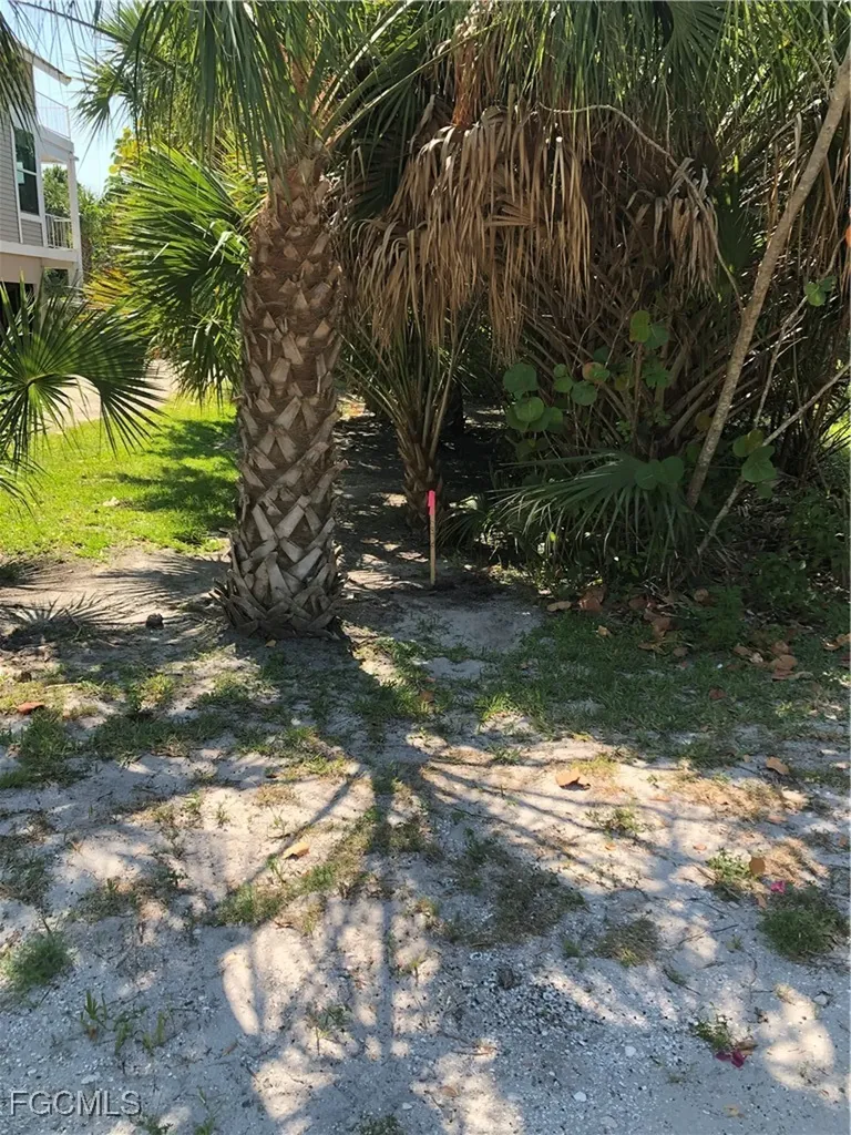 575 Sea Oats Drive Sanibel FL 33957