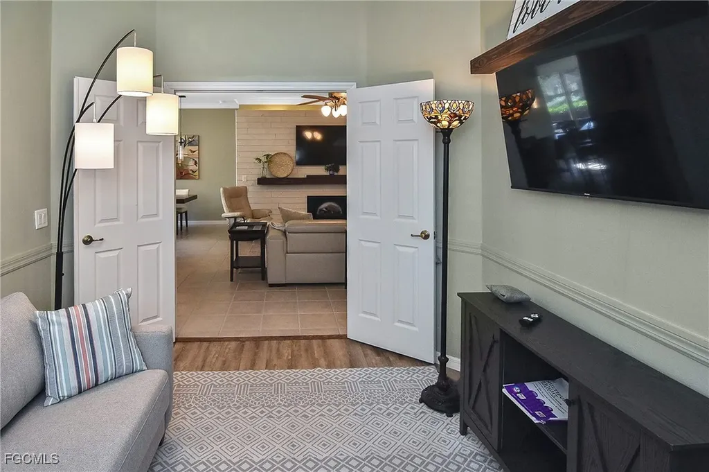 8156 Woodridge Pointe Drive Fort Myers FL 33912