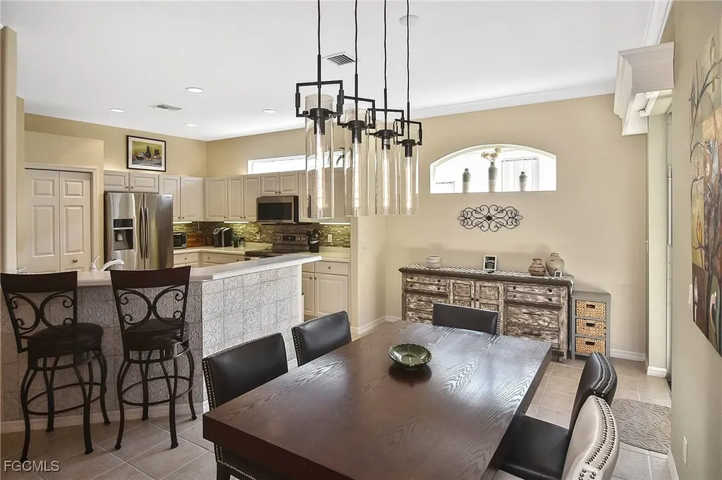 8156 Woodridge Pointe Drive Fort Myers FL 33912