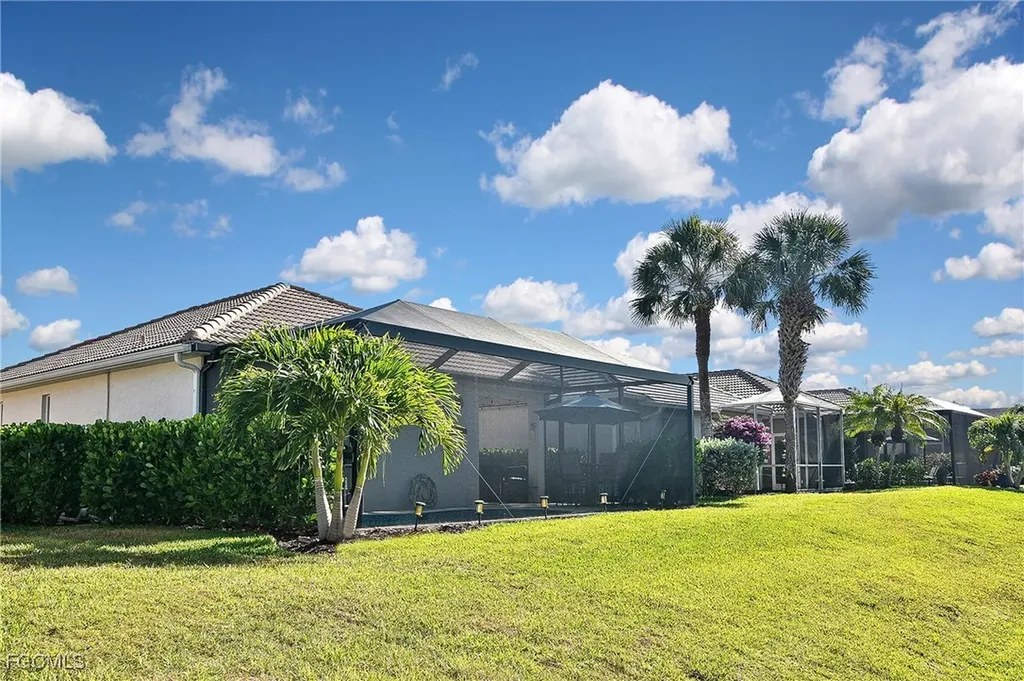 8156 Woodridge Pointe Drive Fort Myers FL 33912