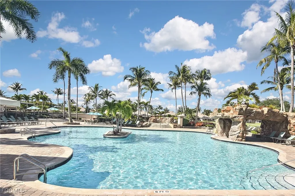 8156 Woodridge Pointe Drive Fort Myers FL 33912