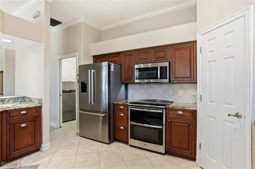 12570 Lake Run Drive Fort Myers FL 33913