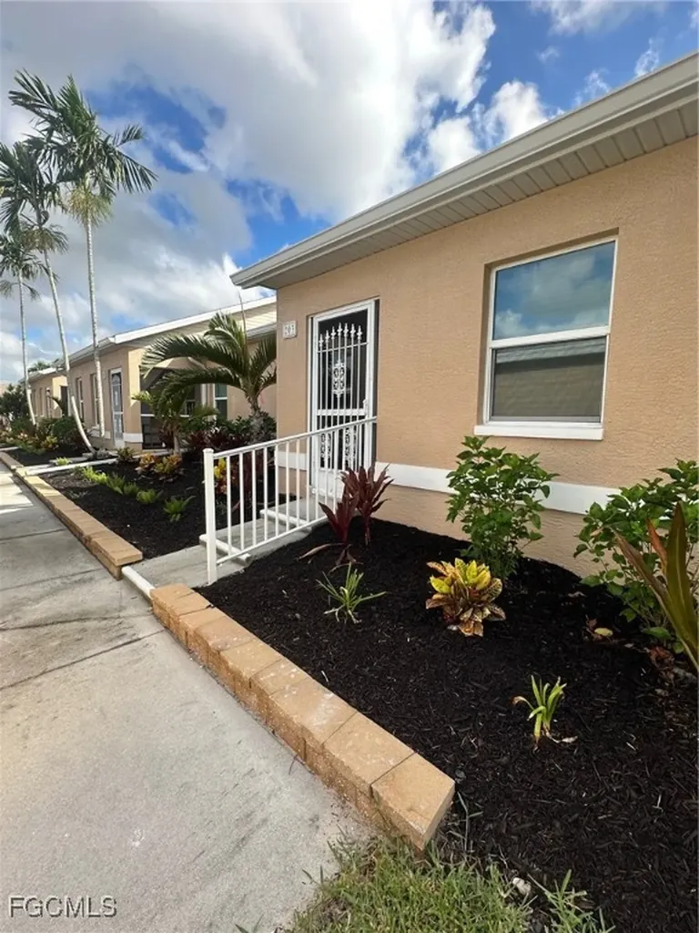 16821 Sanibel Sunset Court Fort Myers FL 33908