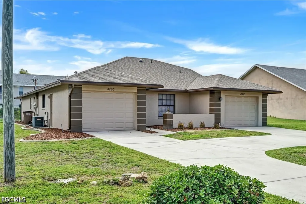 4707 SW 8th Place Cape Coral FL 33914