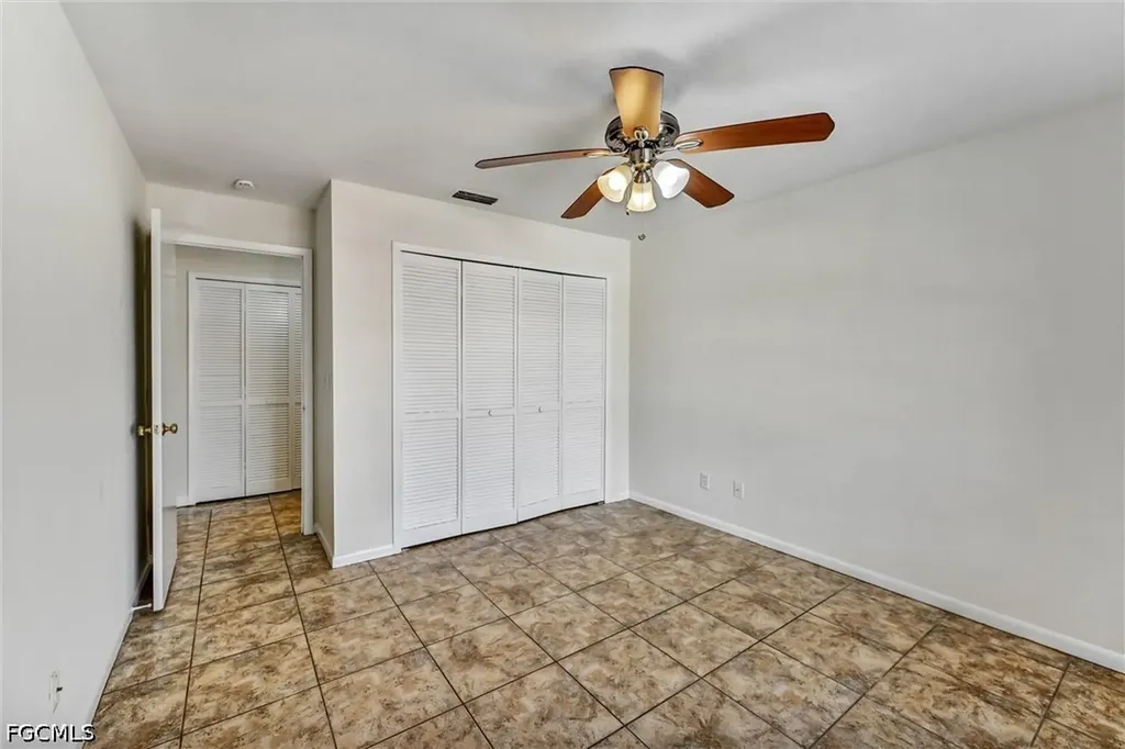 4707 SW 8th Place Cape Coral FL 33914