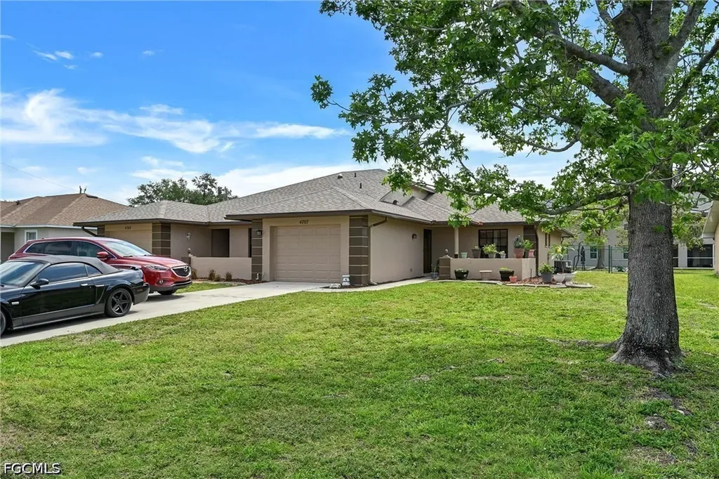 4707 SW 8th Place Cape Coral FL 33914