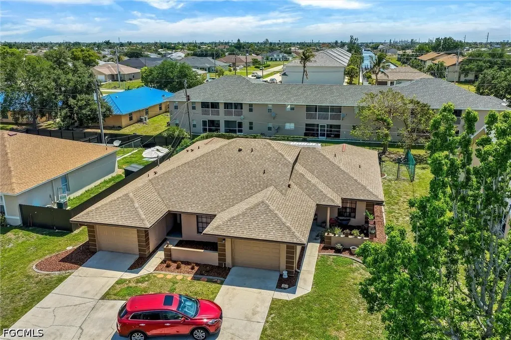 4707 SW 8th Place Cape Coral FL 33914