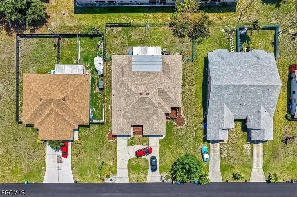 4707 SW 8th Place Cape Coral FL 33914