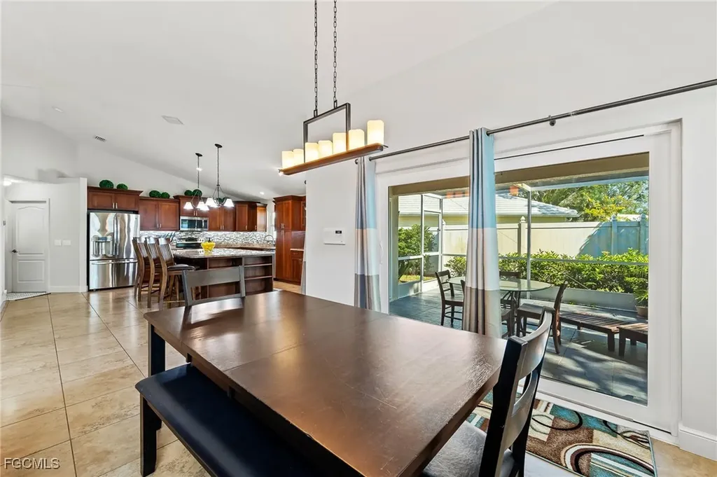 1250 Silverstrand Drive Naples FL 34110