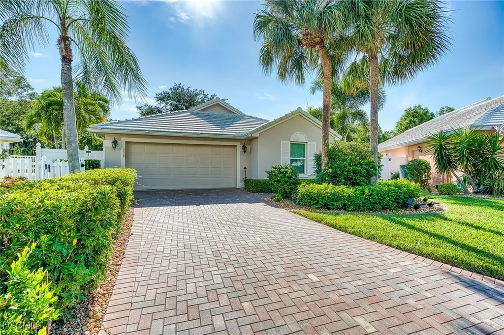 1250 Silverstrand Drive Naples FL 34110