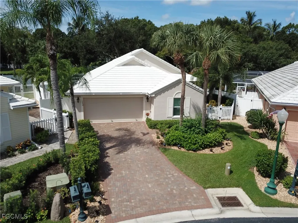 1250 Silverstrand Drive Naples FL 34110