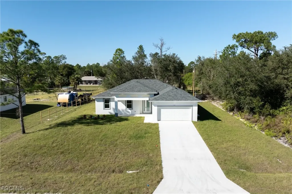 509 Johns Avenue Lehigh Acres FL 33972