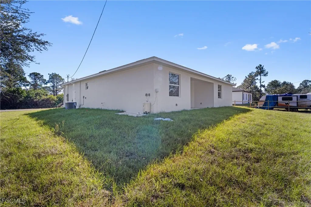 509 Johns Avenue Lehigh Acres FL 33972