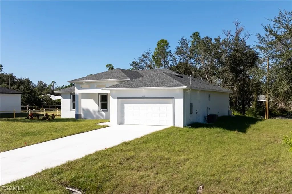 509 Johns Avenue Lehigh Acres FL 33972