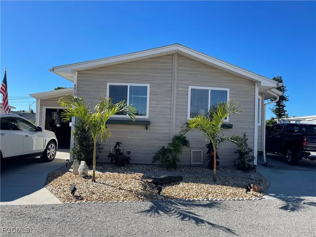 4828 Flamingo Drive St. James City FL 33956