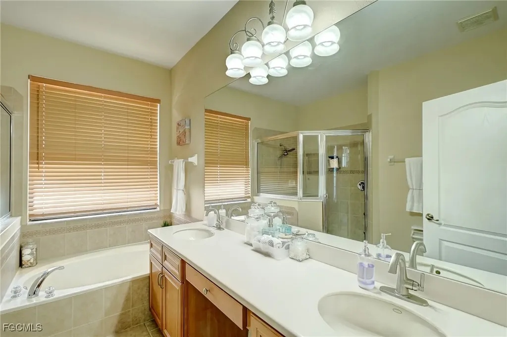 12036 Country Day Circle Fort Myers FL 33913