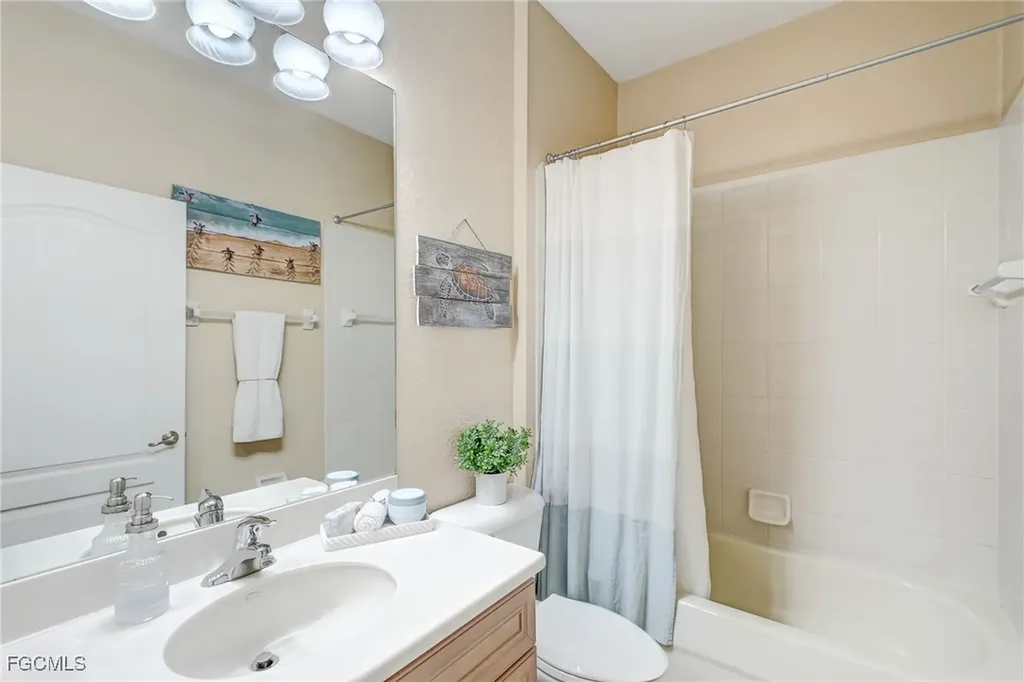 12036 Country Day Circle Fort Myers FL 33913