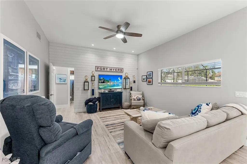 12721 Meadow Pine Lane Fort Myers FL 33913