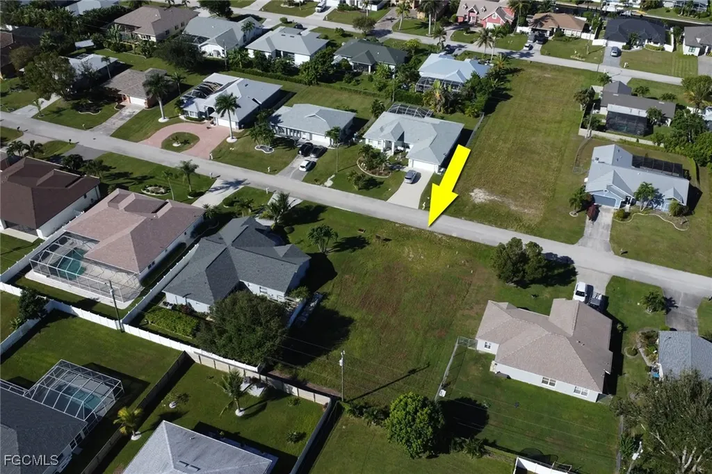2143 SE 18th Place Cape Coral FL 33990