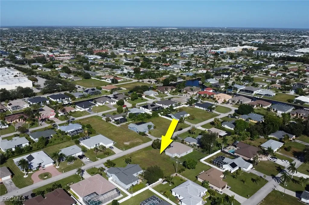 2143 SE 18th Place Cape Coral FL 33990