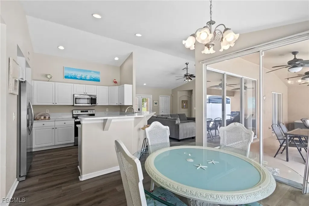 2734 SW 28th Avenue Cape Coral FL 33914