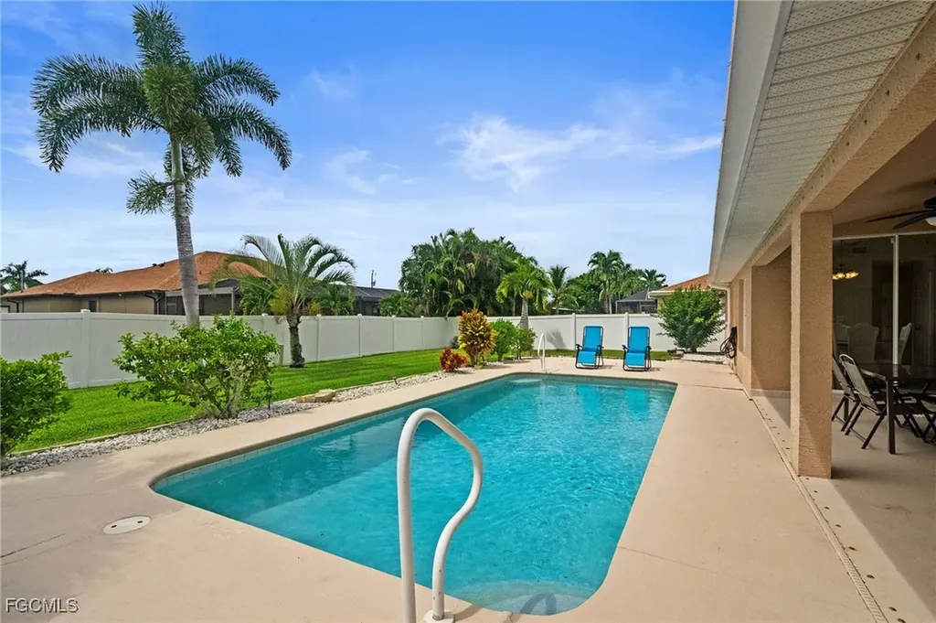 2734 SW 28th Avenue Cape Coral FL 33914