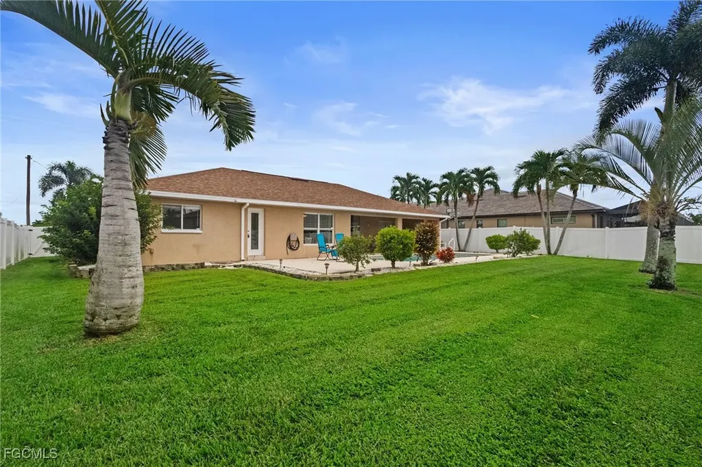 2734 SW 28th Avenue Cape Coral FL 33914