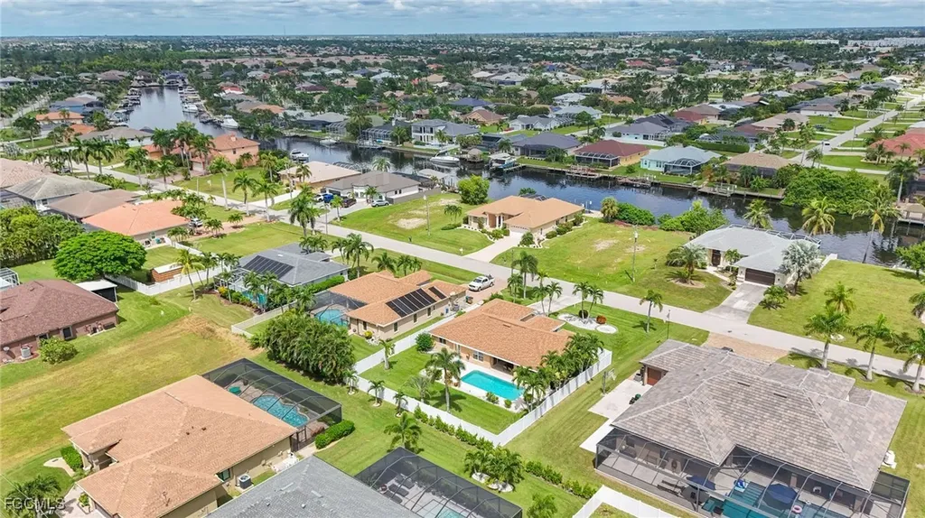 2734 SW 28th Avenue Cape Coral FL 33914