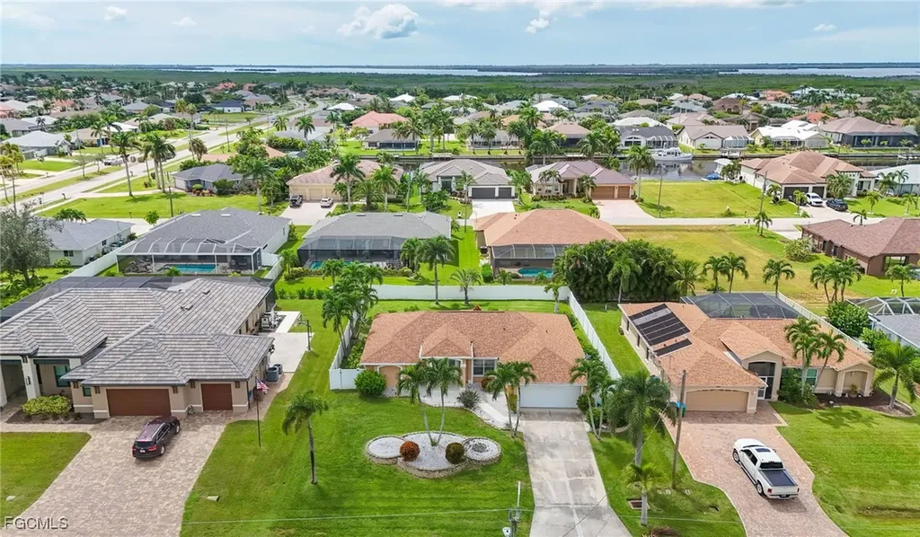 2734 SW 28th Avenue Cape Coral FL 33914