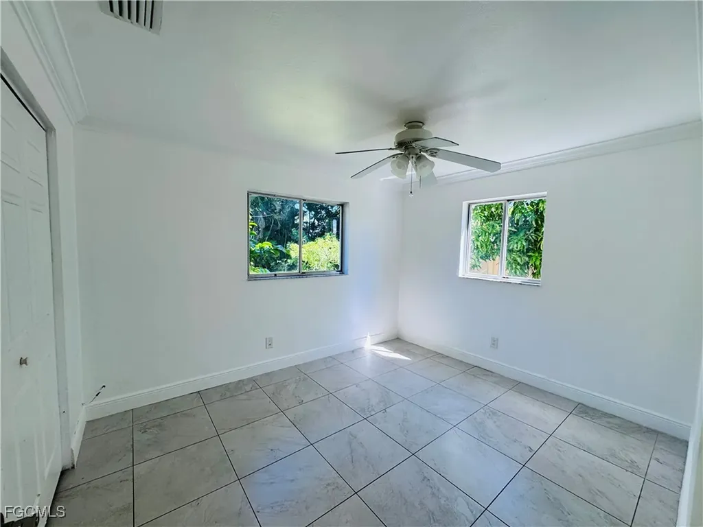 2461 Woodland Circle Fort Myers FL 33907