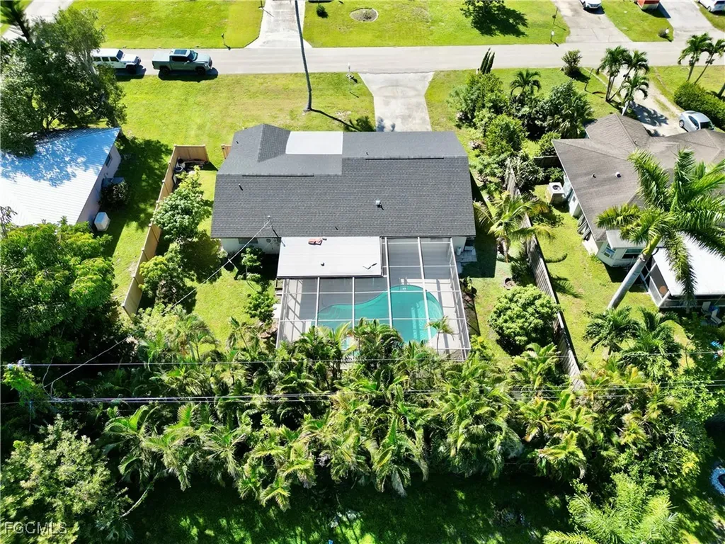 2461 Woodland Circle Fort Myers FL 33907