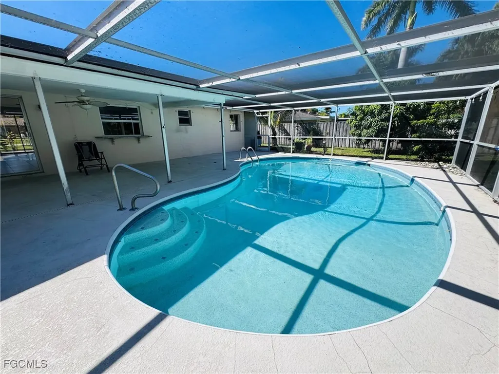 2461 Woodland Circle Fort Myers FL 33907