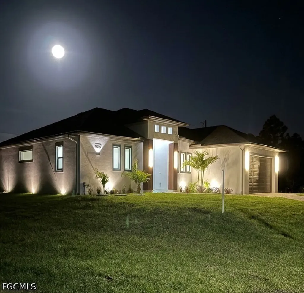 1047 Norton Avenue S Lehigh Acres FL 33974
