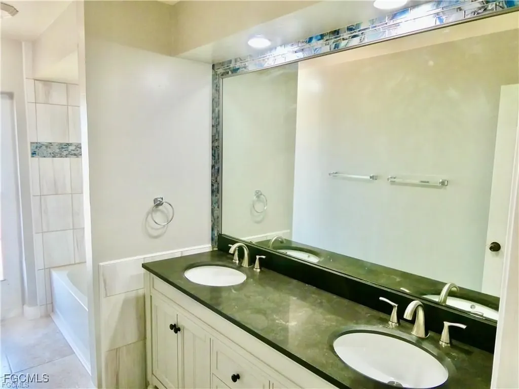 3518 Pelican Boulevard Cape Coral FL 33914