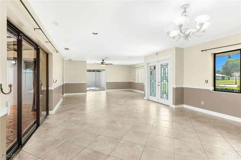 3518 Pelican Boulevard Cape Coral FL 33914