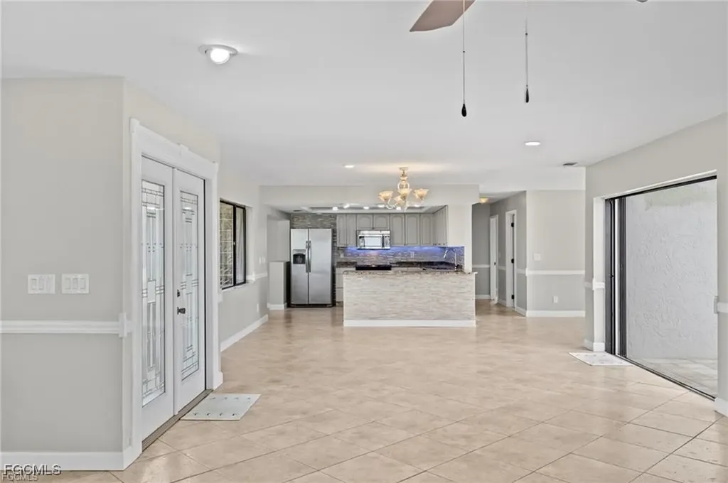 3518 Pelican Boulevard Cape Coral FL 33914